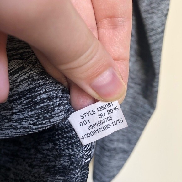 Under Armour Grey Tech Hoodie Size Medium - Picture 13 of 14